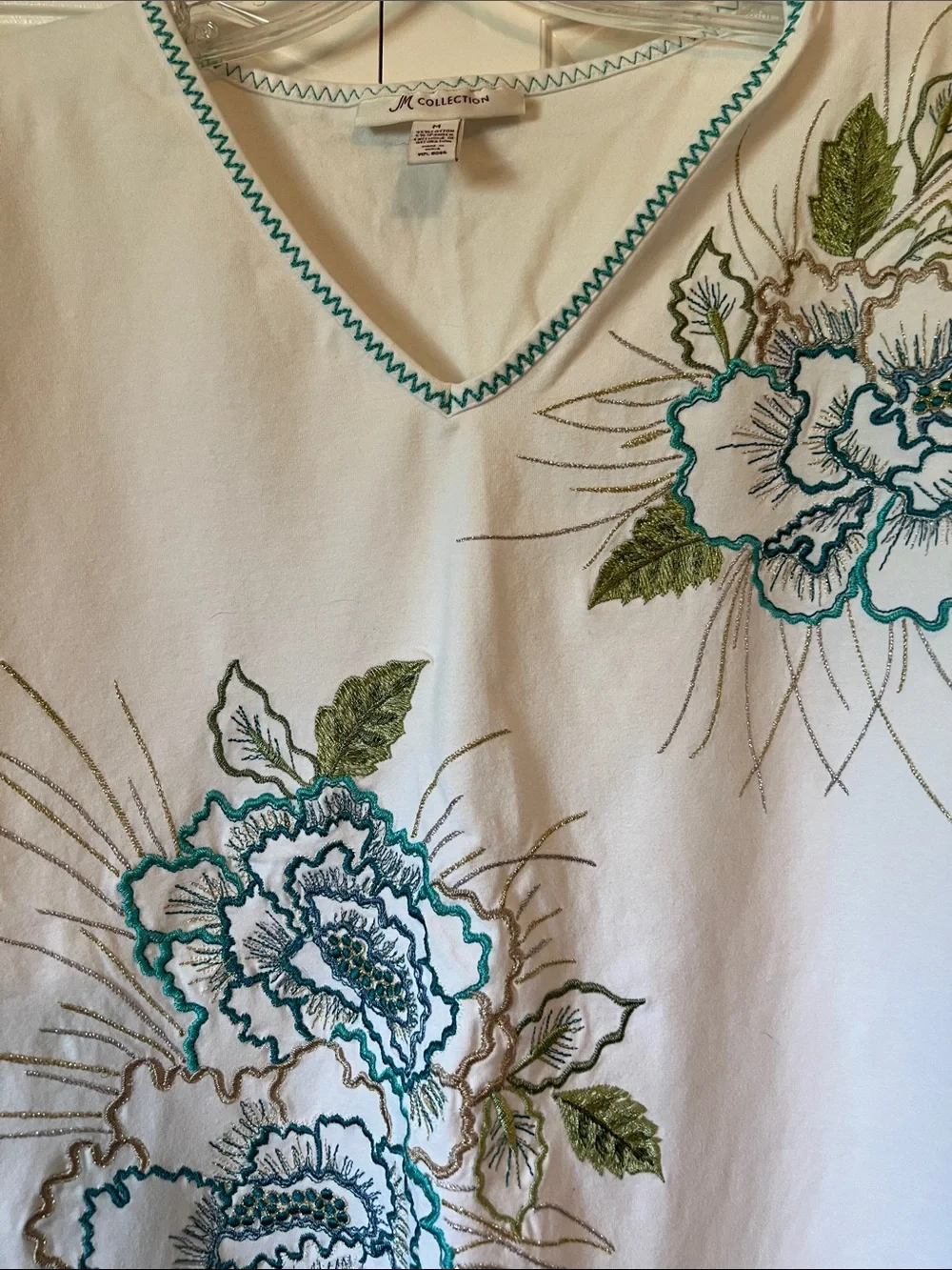 JM Collection White Floral Embroidered V-Neck Top